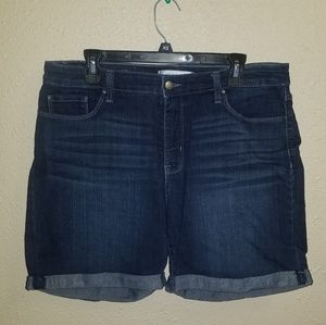 stretch denim shorts